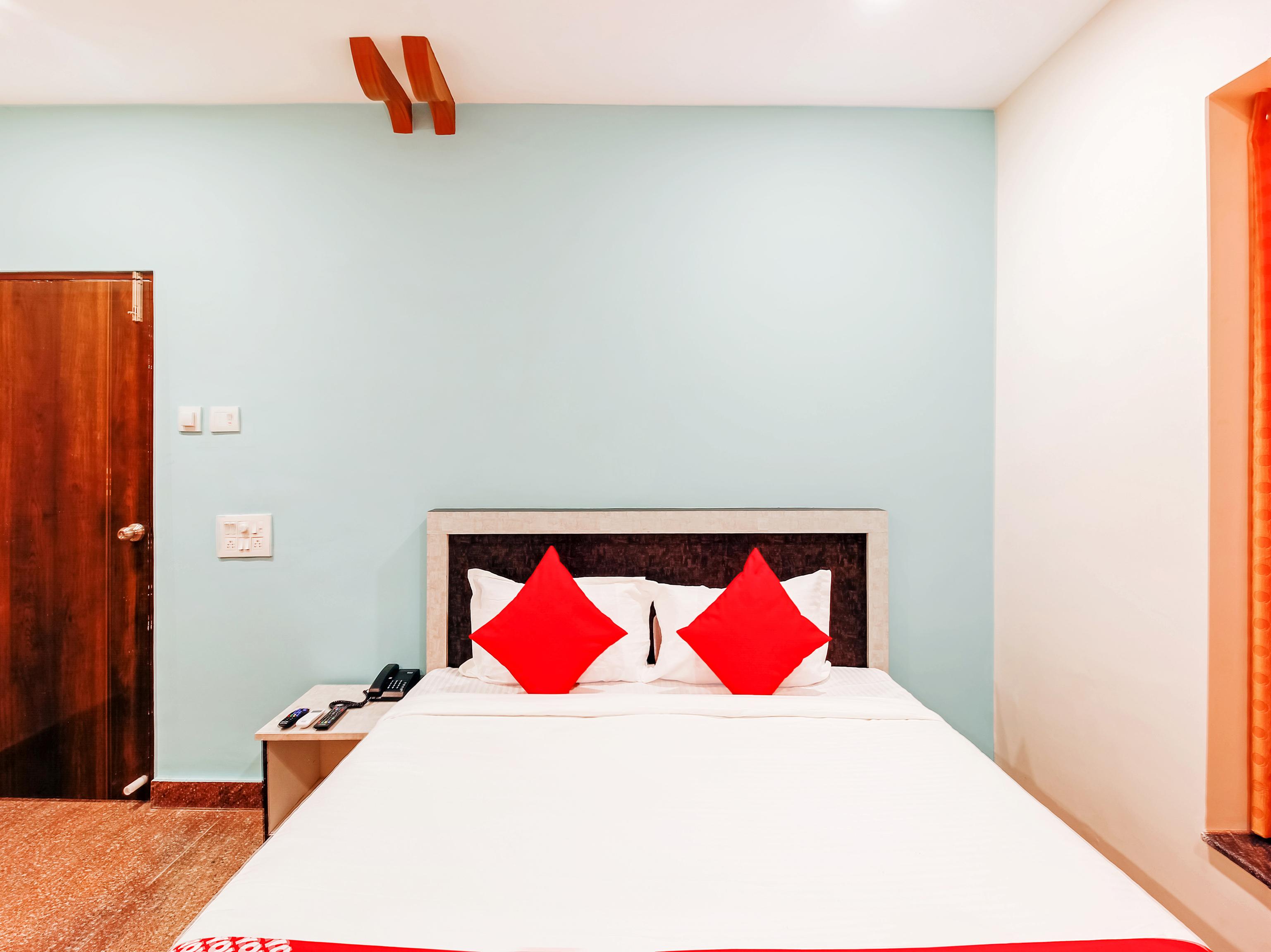 Capital O Hotel Vaishnavi Secundurabad Exterior photo