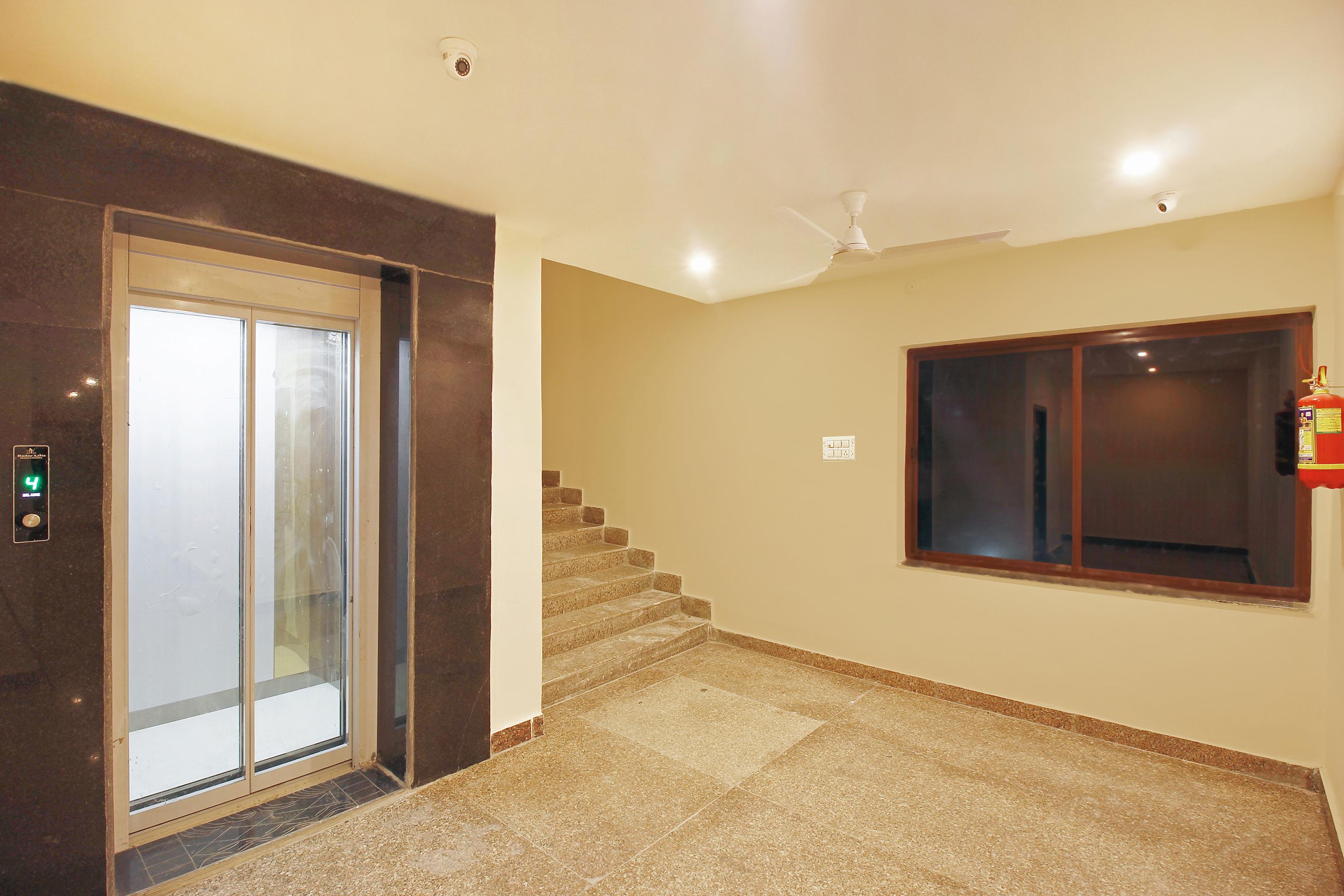 Capital O Hotel Vaishnavi Secundurabad Exterior photo